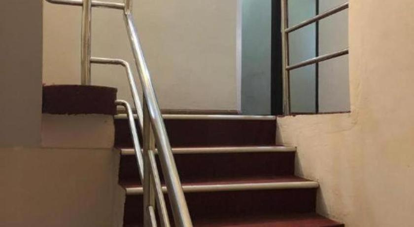 Hotel Perdana Lawas Exteriör bild