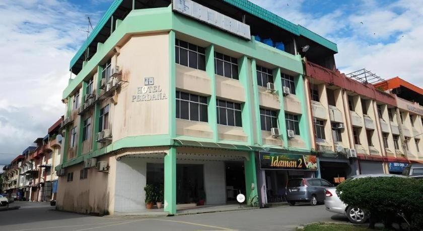 Hotel Perdana Lawas Exteriör bild