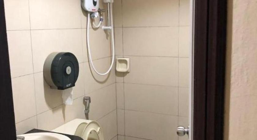 Hotel Perdana Lawas Exteriör bild